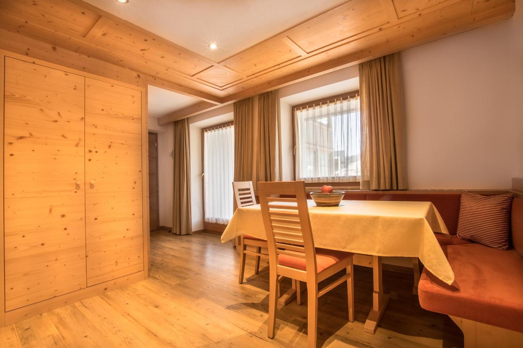 Residence Crazzolara La Villa  Kültér fotó